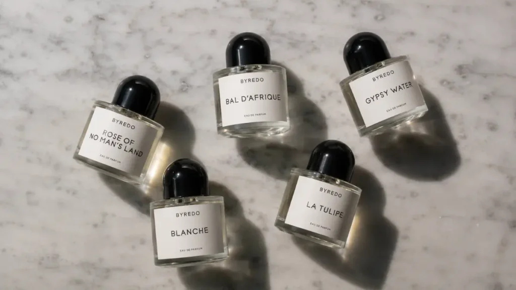 coleção perfumes Byredo design minimalista frascos unissex